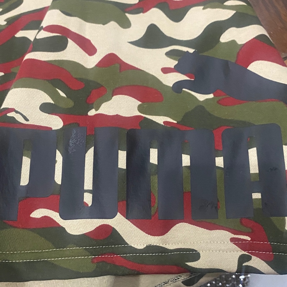 Puma Camo Shorts - Green, Red, Cream - Picture 3 of 7